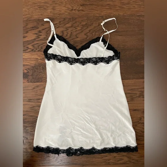 Women's White and Black Chemise with Lace Trim Size Medium - Picture 3 of 3
